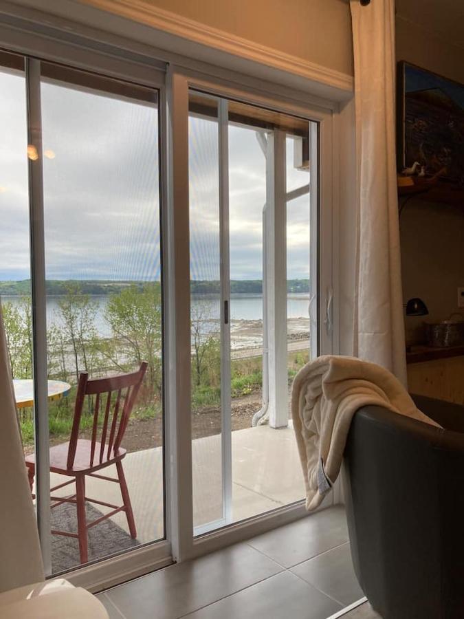 Suite 2 Fleche Du Fjord Vue Saguenay Mont Valin Saint-Fulgence 外观 照片